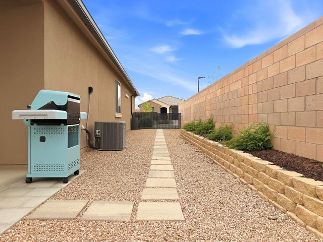 26 Firecrown, Santa Fe, NM 87508