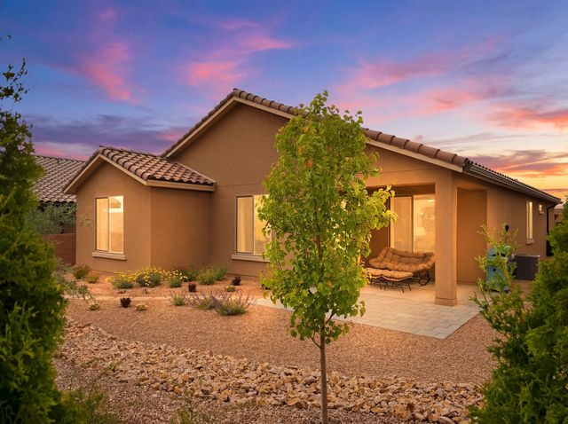 26 Firecrown, Santa Fe, NM 87508