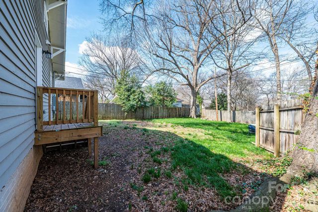 308 W sycamore Street, Lincolnton, NC 28092