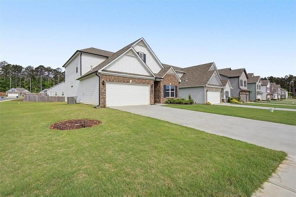514 Denton Drive, Adairsville, GA 30103