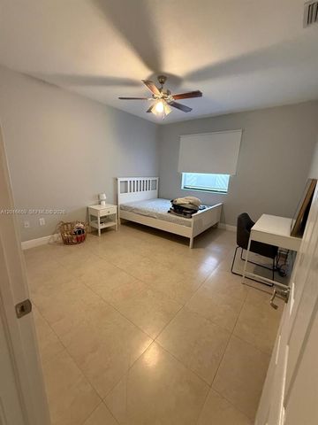 9845 NW 86th Terrace, Doral, FL 33178