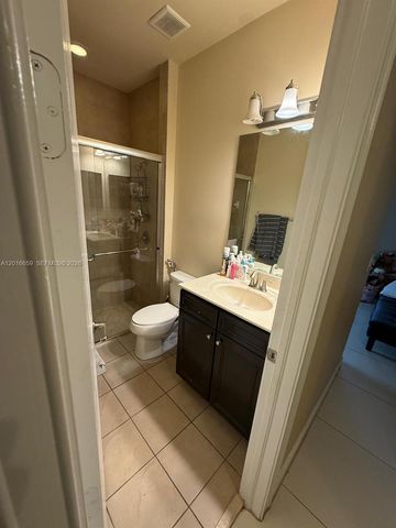 9845 NW 86th Terrace, Doral, FL 33178