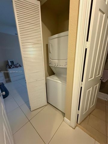 9845 NW 86th Terrace, Doral, FL 33178