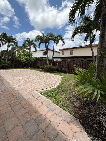 9845 NW 86th Terrace, Doral, FL 33178