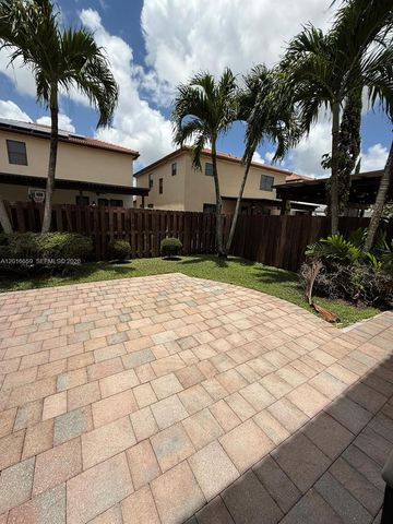 9845 NW 86th Terrace, Doral, FL 33178