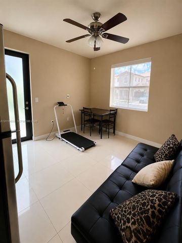 9845 NW 86th Terrace, Doral, FL 33178