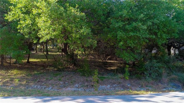 306 Cargill DR, Spicewood, TX 78669
