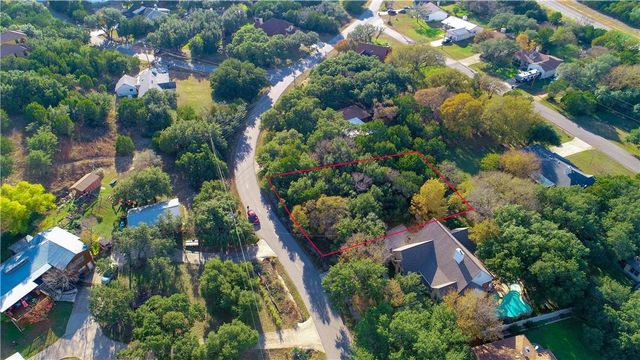 306 Cargill DR, Spicewood, TX 78669