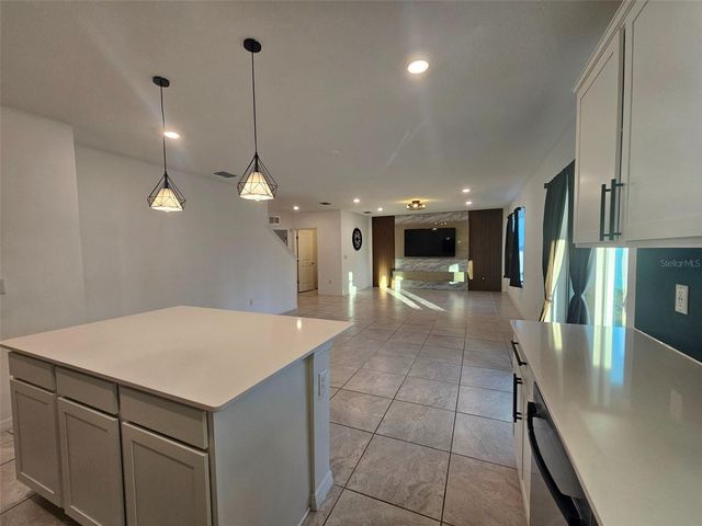 3928 CAPRI COAST DRIVE, Plant City, FL 33565