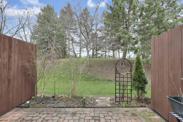 7403 Kirkdale Drive, 2B, Blacklick, OH 43004
