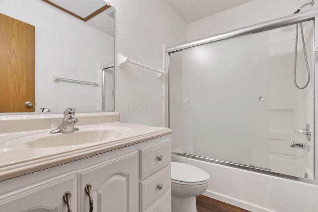 7403 Kirkdale Drive, 2B, Blacklick, OH 43004