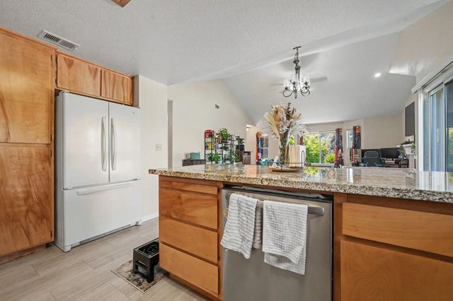 9521 Victorian Way, Plymouth, CA 95669