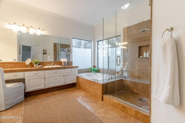 360 Camino De Celeste, Thousand Oaks, CA 91360