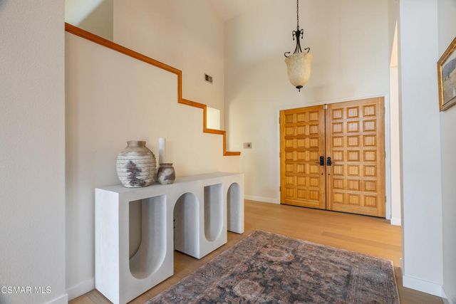 360 Camino De Celeste, Thousand Oaks, CA 91360