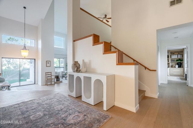 360 Camino De Celeste, Thousand Oaks, CA 91360