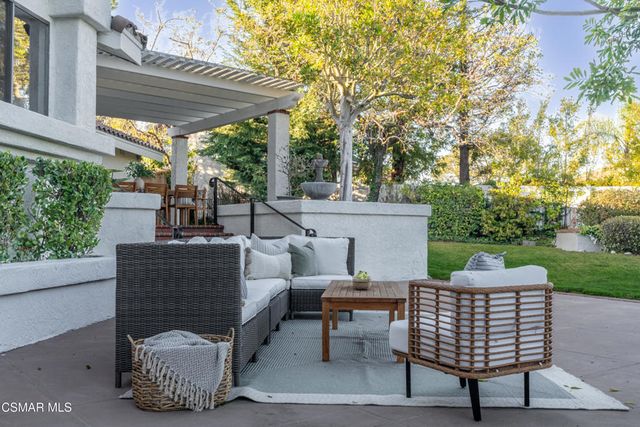 360 Camino De Celeste, Thousand Oaks, CA 91360