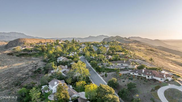 360 Camino De Celeste, Thousand Oaks, CA 91360