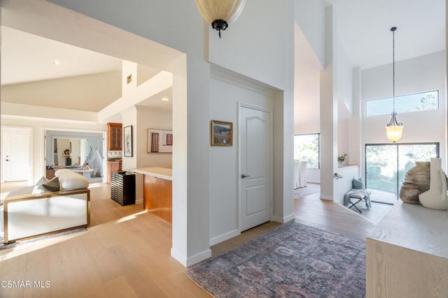360 Camino De Celeste, Thousand Oaks, CA 91360