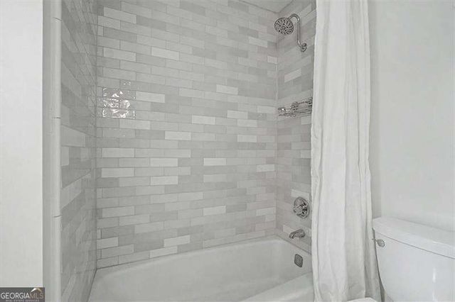 316 River Glen Drive, Roswell, GA 30075