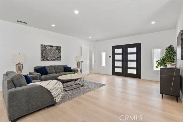 9044 Bigby, Downey, CA 90241