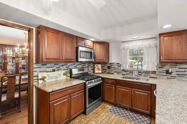 6938 Ironwood Avenue, Gary, IN 46403