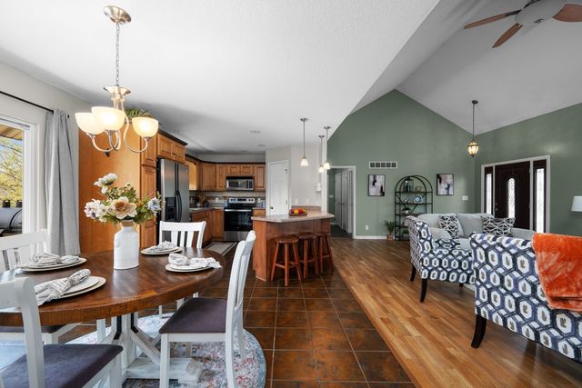 2527 128th Ave Court W, Milan, IL 61264