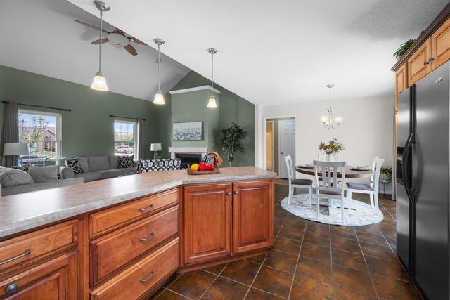2527 128th Ave Court W, Milan, IL 61264