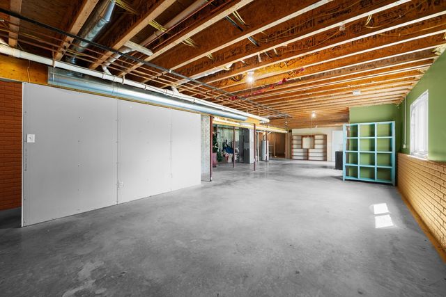 2527 128th Ave Court W, Milan, IL 61264