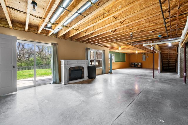 2527 128th Ave Court W, Milan, IL 61264