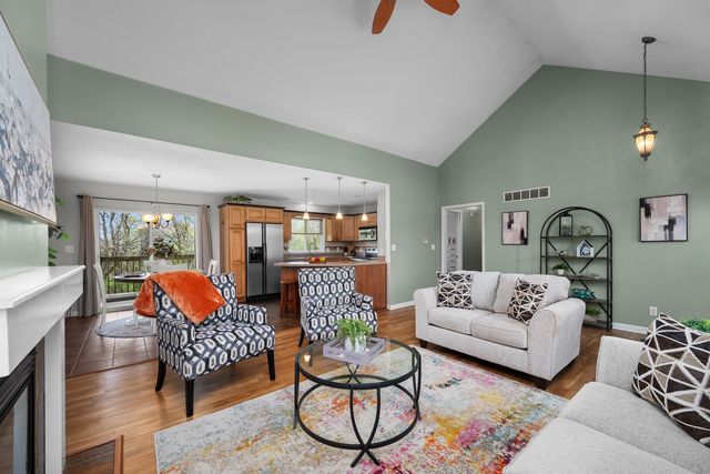 2527 128th Ave Court W, Milan, IL 61264