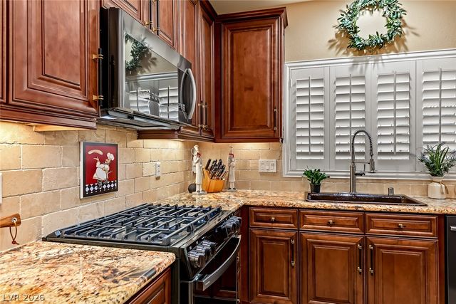 1646 Sebring Hills Drive, Henderson, NV 89052