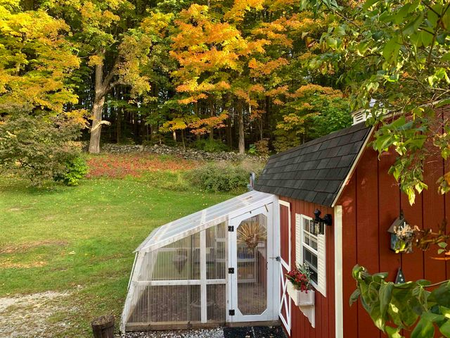 43 North Street, Middletown Springs, VT 05757