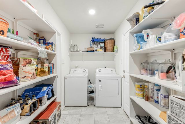 14667 Semele View, San Antonio, TX 78245