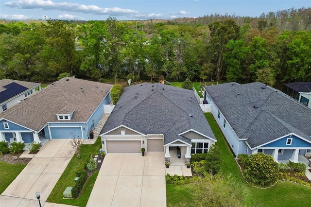 4911 LAKESHORE OAKS COURT, Tampa, FL 33624