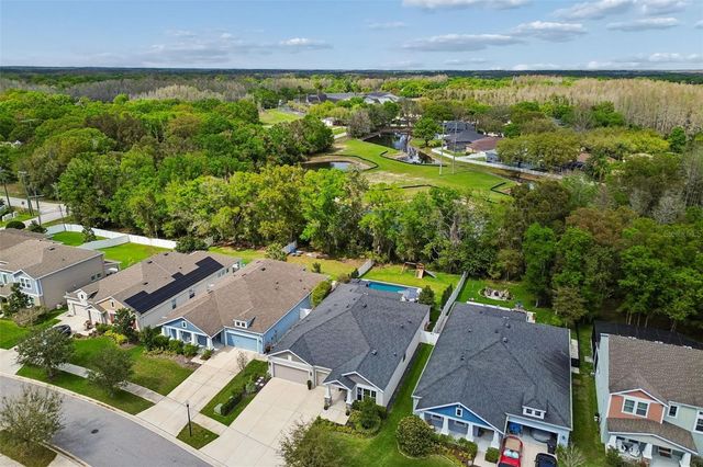 4911 LAKESHORE OAKS COURT, Tampa, FL 33624