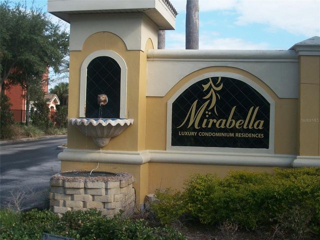 8836 VILLA VIEW CIRCLE 201, Orlando, FL 32821