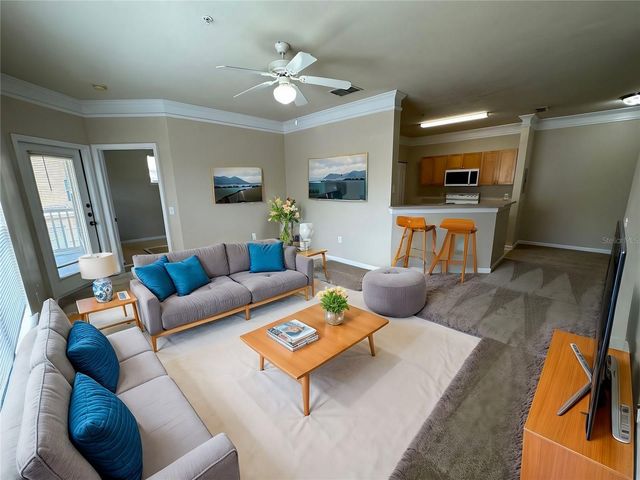 8836 VILLA VIEW CIRCLE 201, Orlando, FL 32821