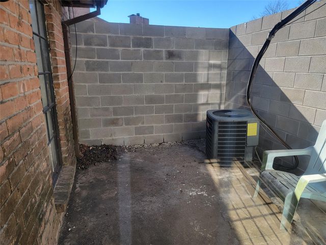 8901 S Braeswood Boulevard 107, Houston, TX 77074