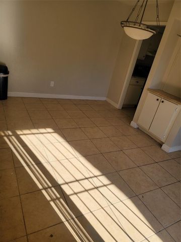 8901 S Braeswood Boulevard 107, Houston, TX 77074