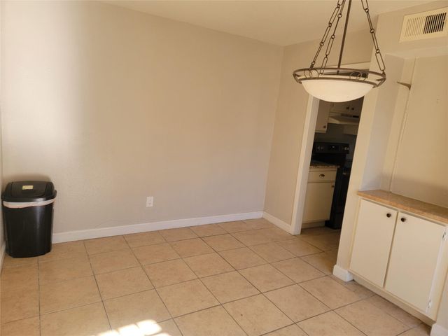 8901 S Braeswood Boulevard 107, Houston, TX 77074