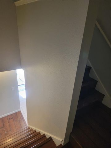 8901 S Braeswood Boulevard 107, Houston, TX 77074