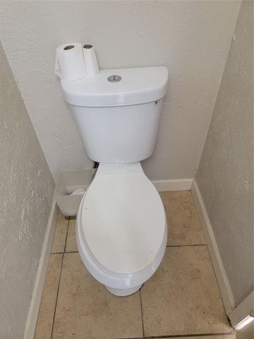 8901 S Braeswood Boulevard 107, Houston, TX 77074