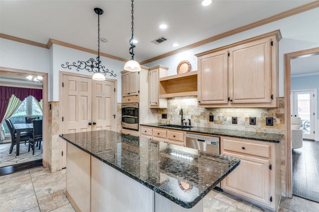 2516 Nighthawk Drive, Plano, TX 75025