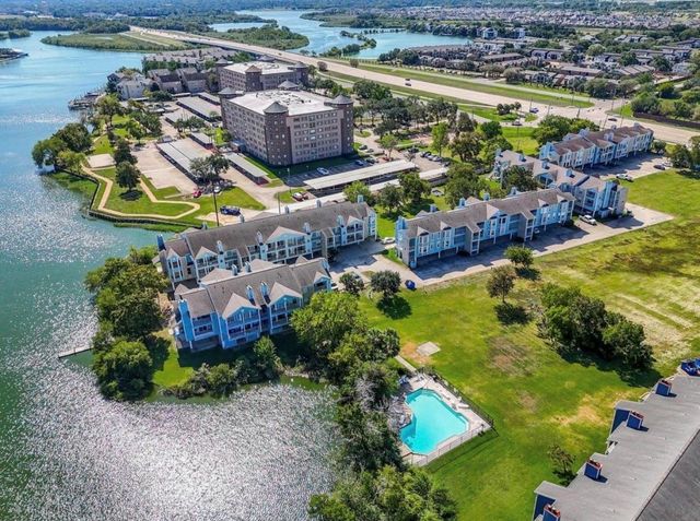 18617 Egret Bay Boulevard 504, Webster, TX 77058