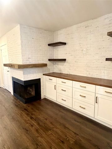 18617 Egret Bay Boulevard 504, Webster, TX 77058
