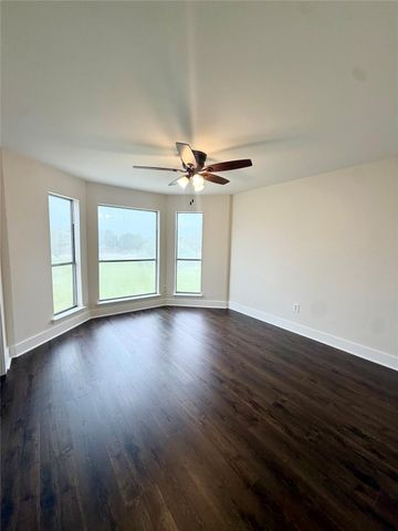 18617 Egret Bay Boulevard 504, Webster, TX 77058