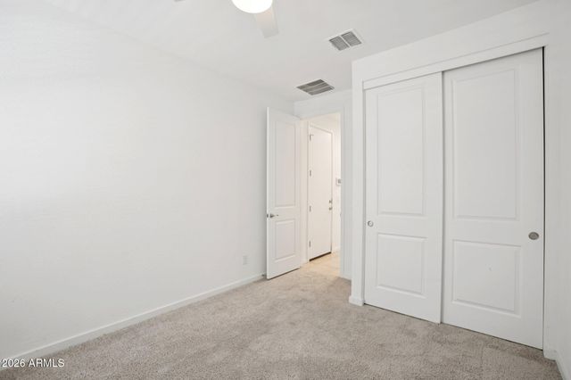 17864 W FETLOCK Trail, Surprise, AZ 85387