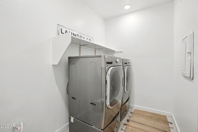 17864 W FETLOCK Trail, Surprise, AZ 85387