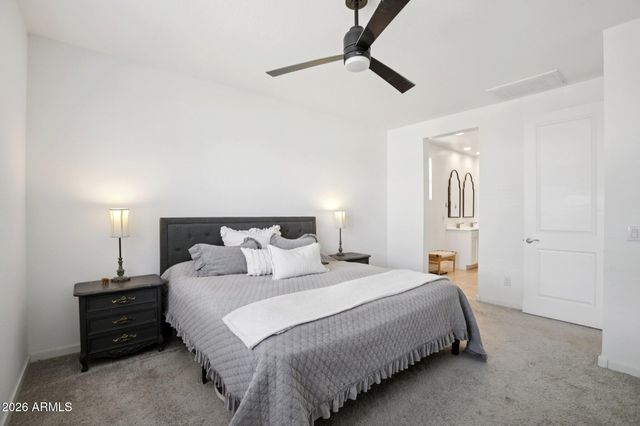 17864 W FETLOCK Trail, Surprise, AZ 85387