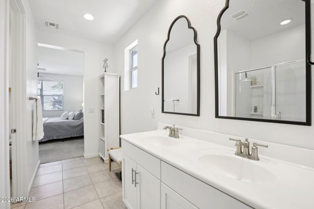 17864 W FETLOCK Trail, Surprise, AZ 85387